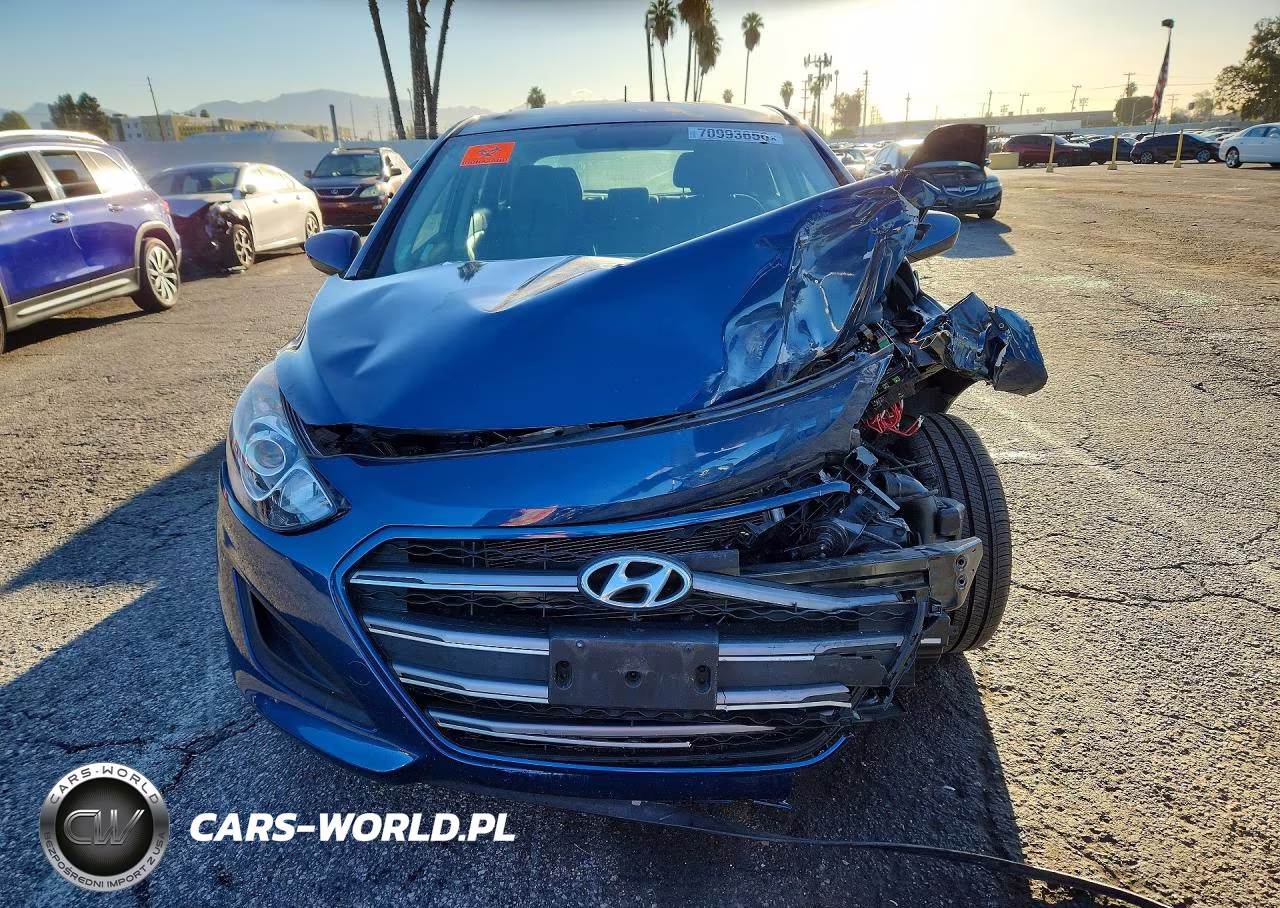 2016 Hyundai Elantra Gt Base VIN:KMHD35LH3GU266618 - 5
