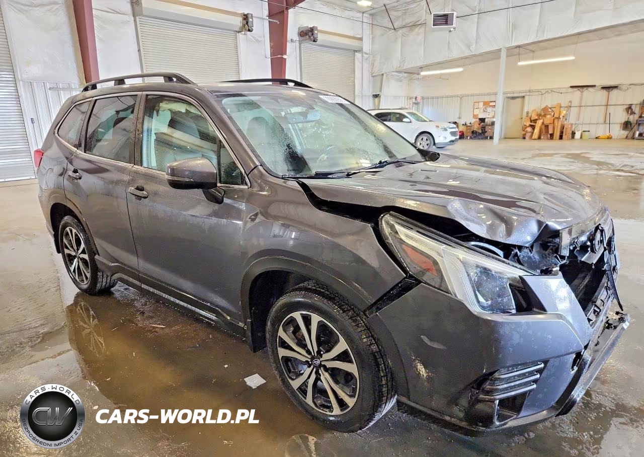 2023 Subaru Forester Limited VIN:JF2SKAPC4PH463801 - 4