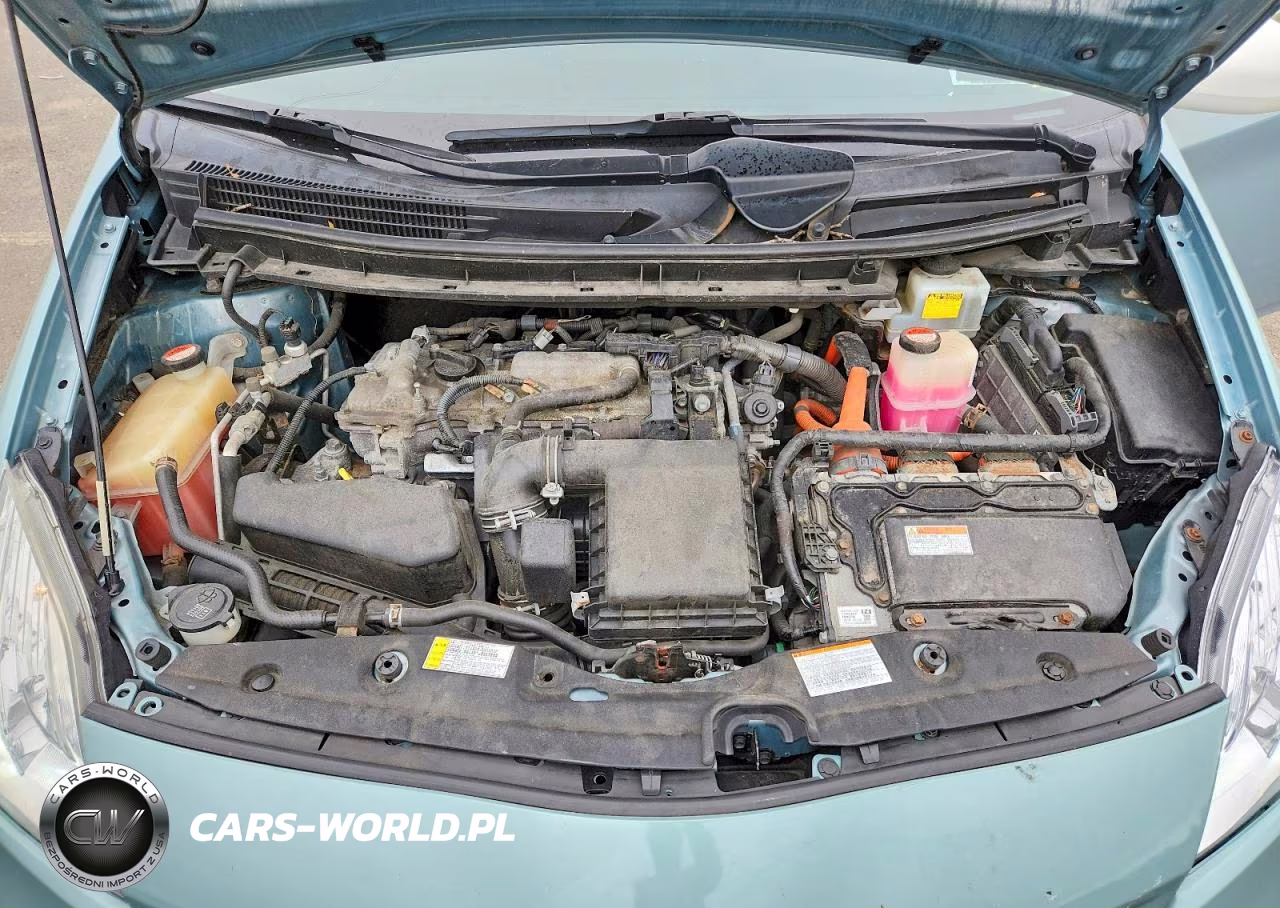 2015 Toyota Prius Two VIN:JTDKN3DU0F2000909 - 11