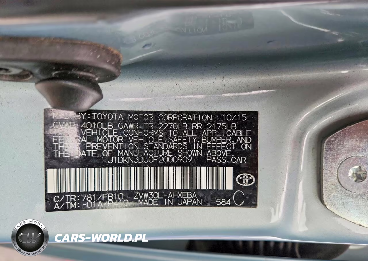 2015 Toyota Prius Two VIN:JTDKN3DU0F2000909 - 13