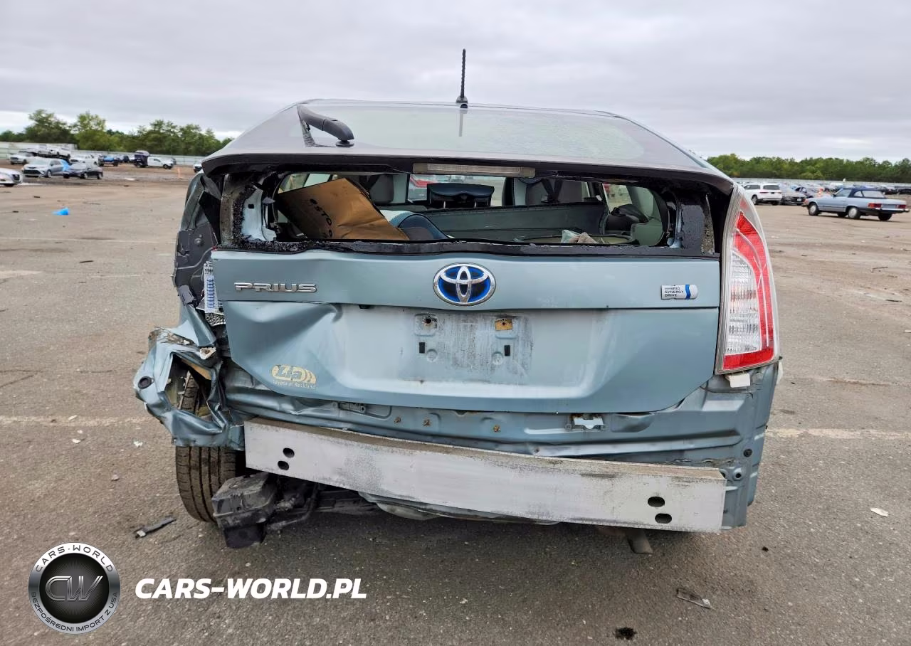 2015 Toyota Prius Two VIN:JTDKN3DU0F2000909 - 6
