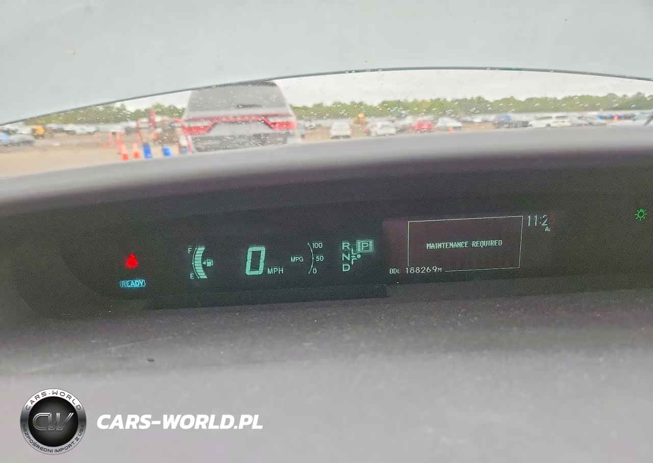 2015 Toyota Prius Two VIN:JTDKN3DU0F2000909 - 9
