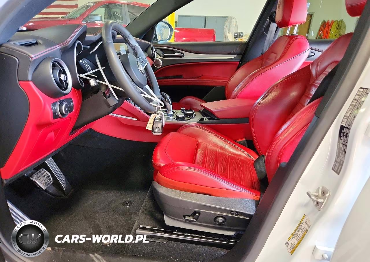 2019 Alfa Romeo Stelvio Ti VIN:ZASPAKBN6K7C56970 - 7
