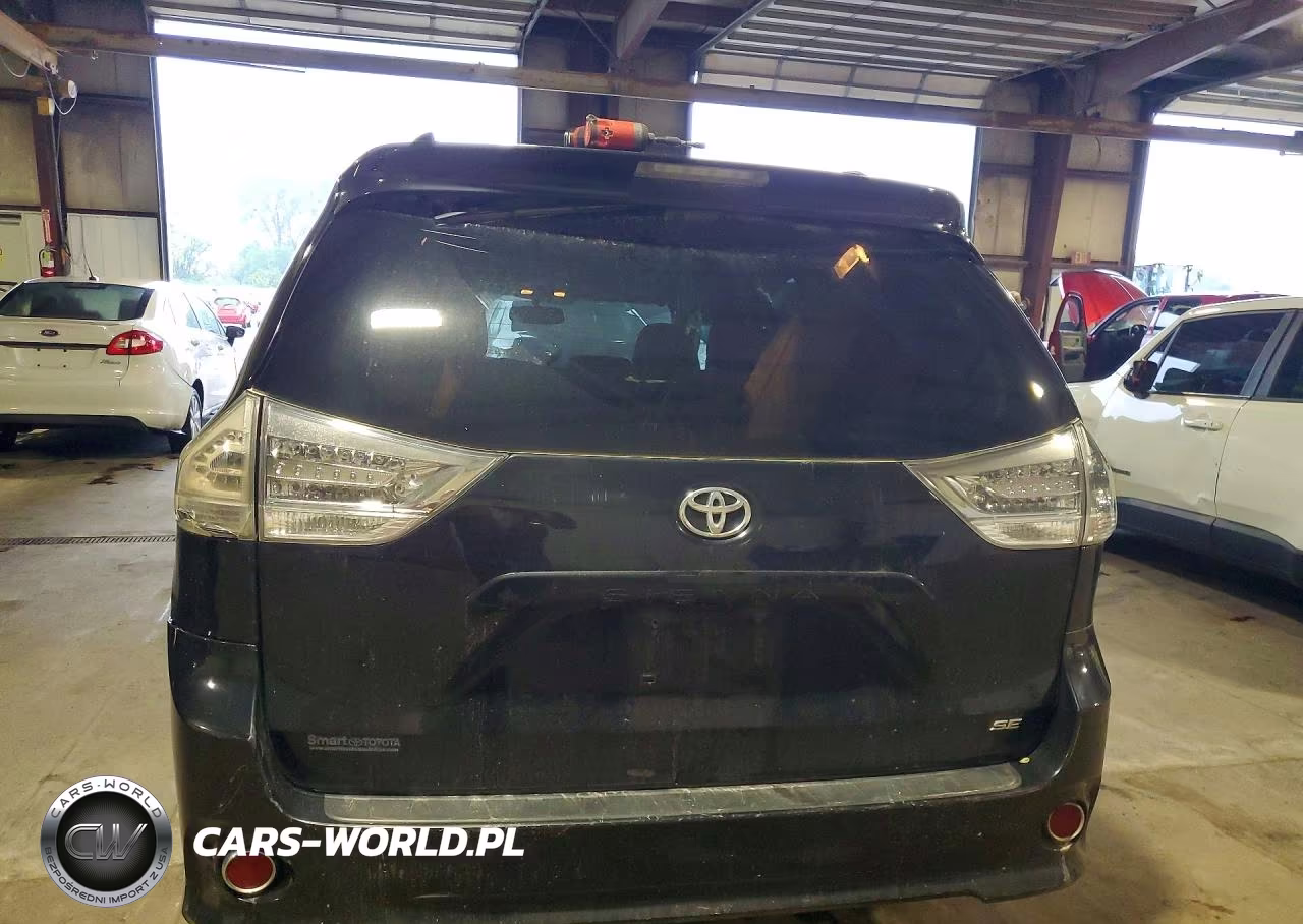 2017 Toyota Sienna Se VIN:5TDXZ3DC6HS870919 - 6