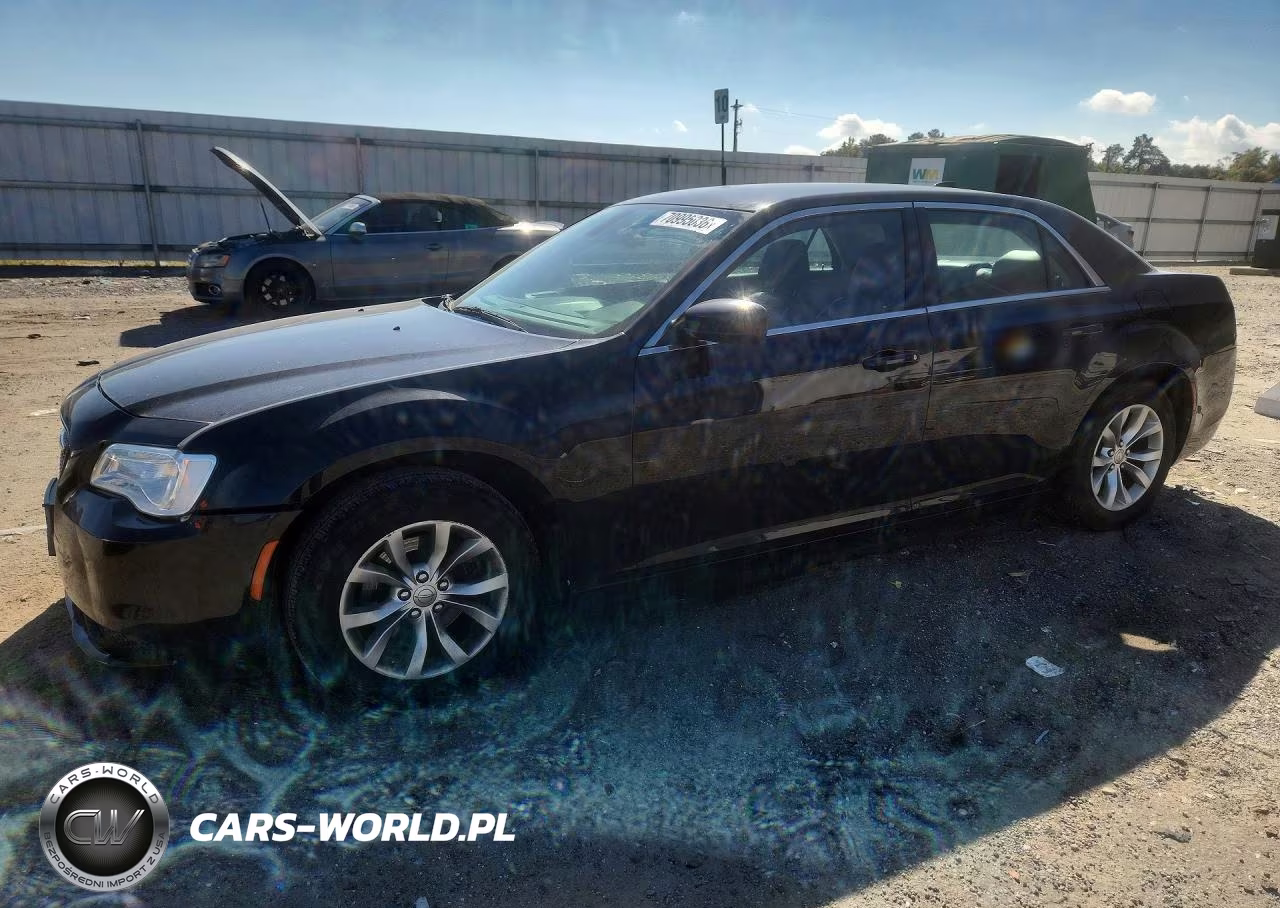 2015 Chrysler 300 Limited VIN:2C3CCAAG4FH766487 - 1