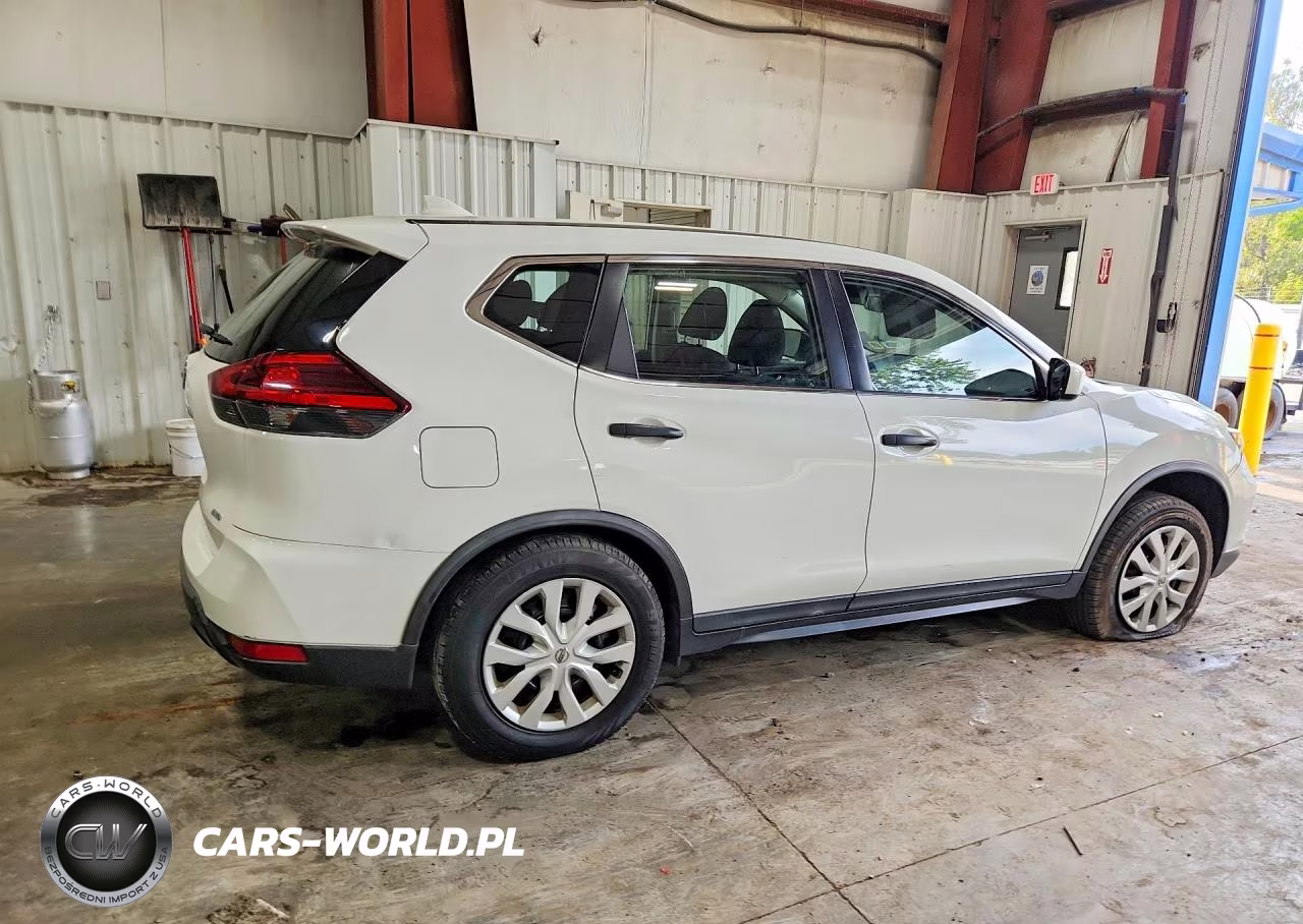 2017 Nissan Rogue S VIN:KNMAT2MV4HP609995 - 3