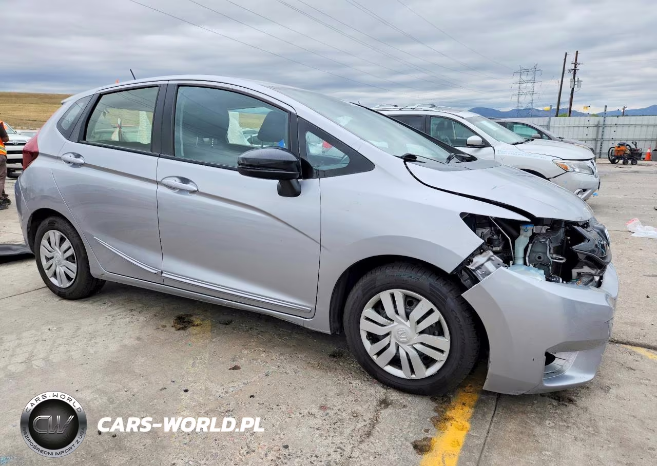 2017 Honda Fit Lx VIN:JHMGK5H57HS020346 - 4
