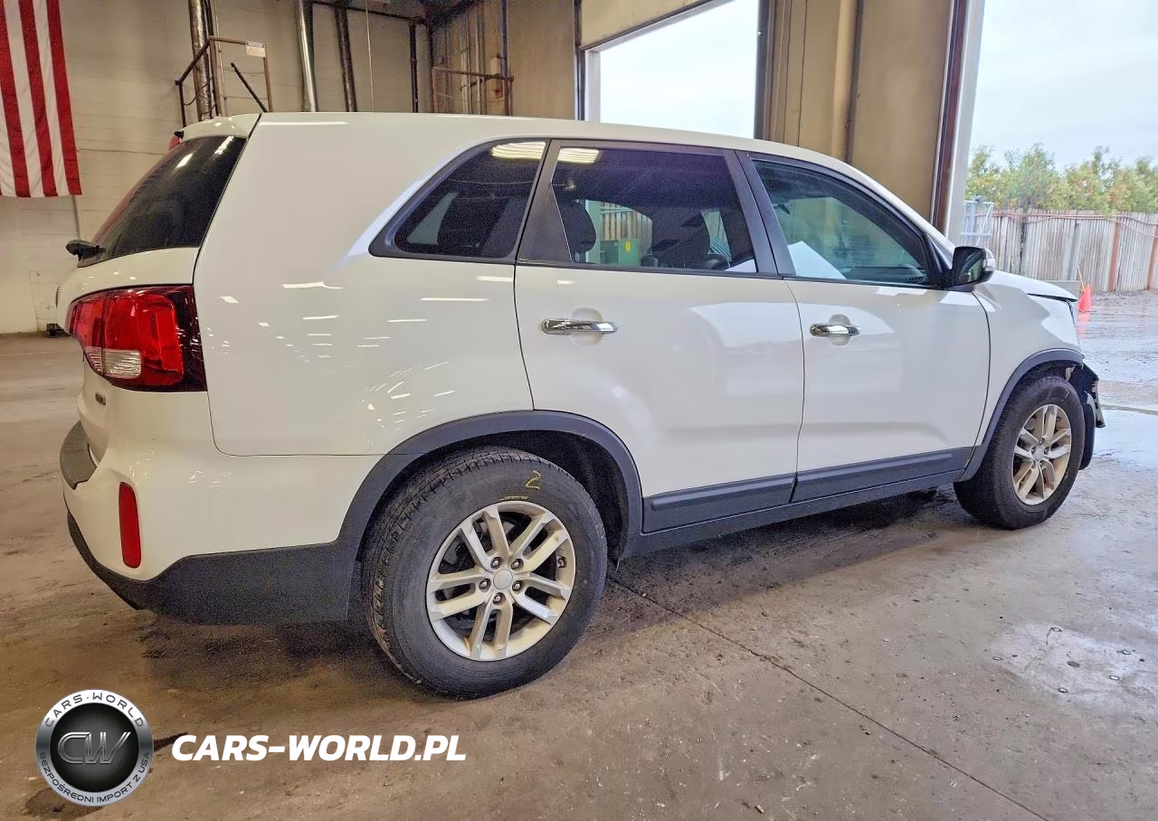2014 Kia Sorento Lx VIN:5XYKT3A6XEG482966 - 3