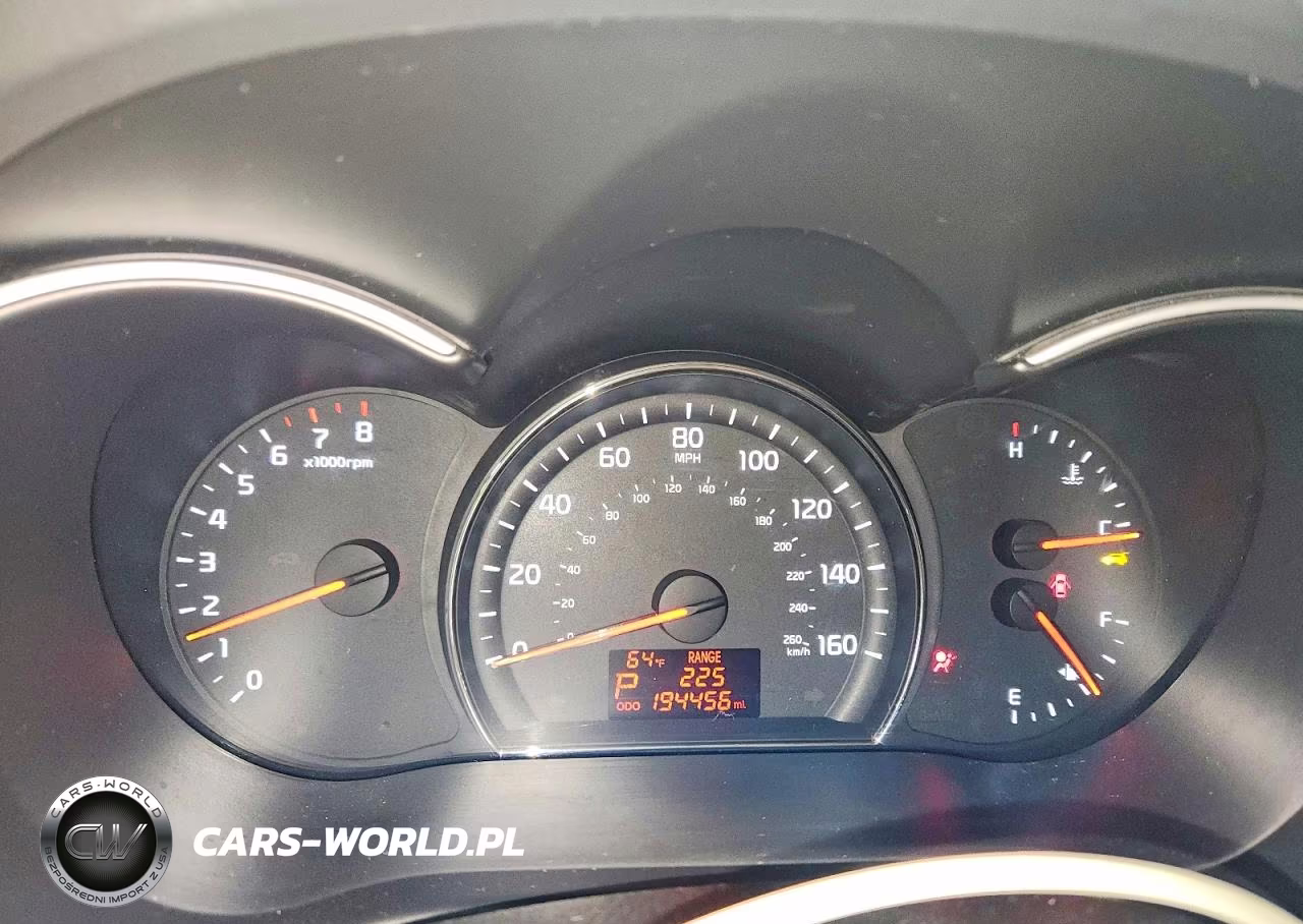 2014 Kia Sorento Lx VIN:5XYKT3A6XEG482966 - 9