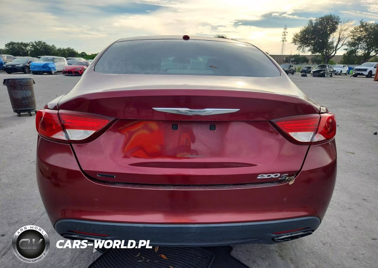 2015 Chrysler 200 S VIN:1C3CCCBB7FN743436 - 6