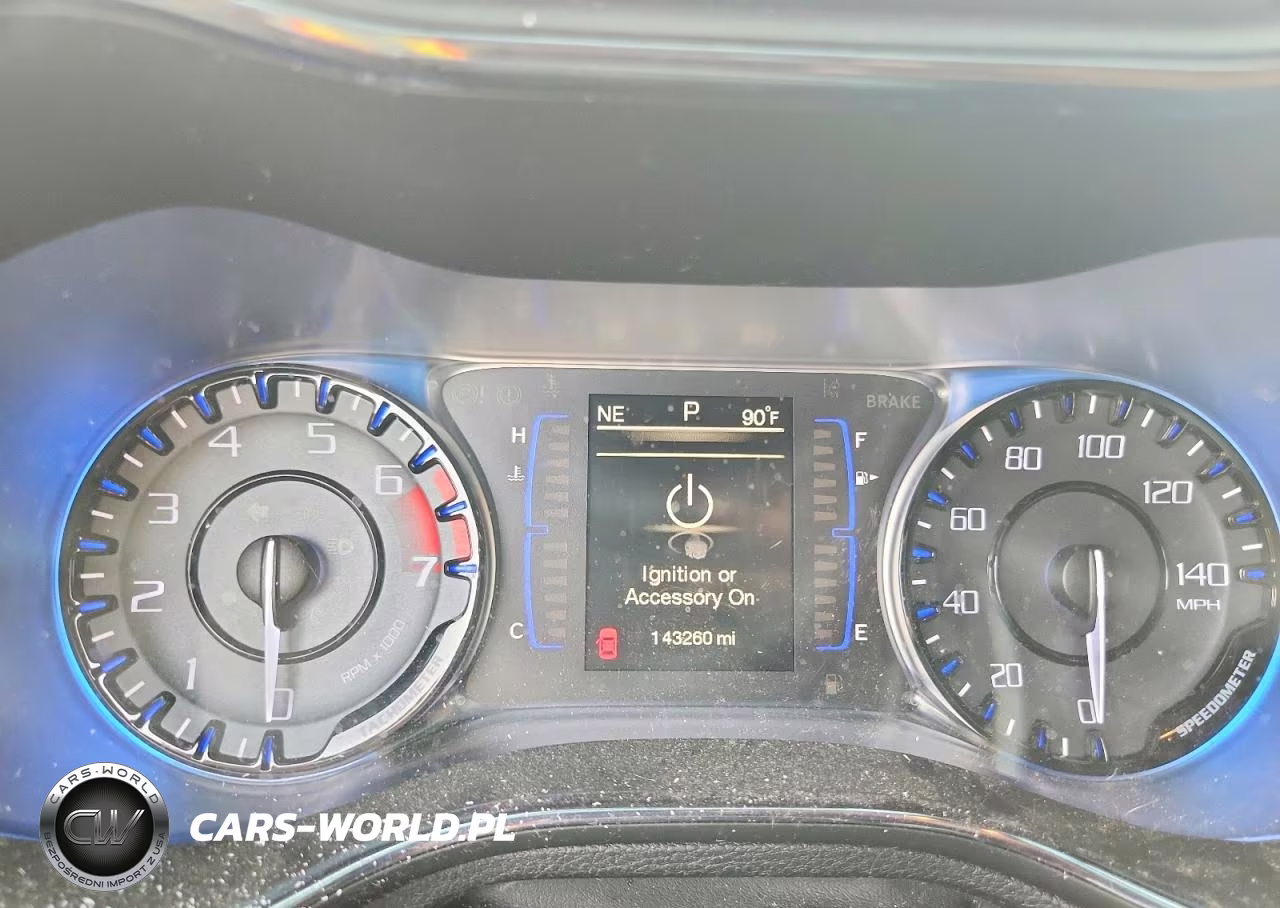 2015 Chrysler 200 S VIN:1C3CCCBB7FN743436 - 9