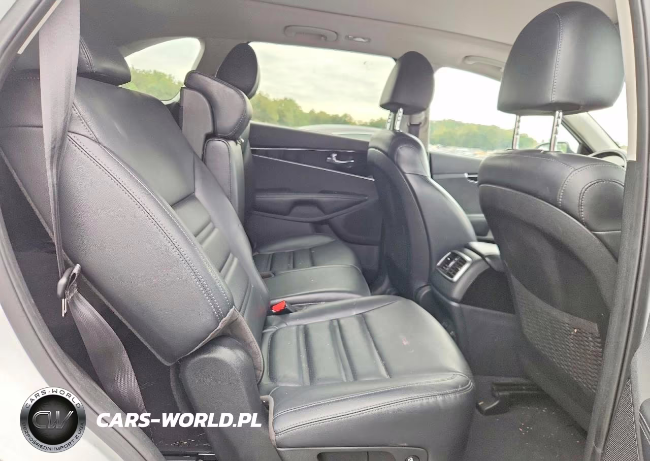 2020 Kia Sorento Ex V6 VIN:5XYPHDA5XLG676026 - 11