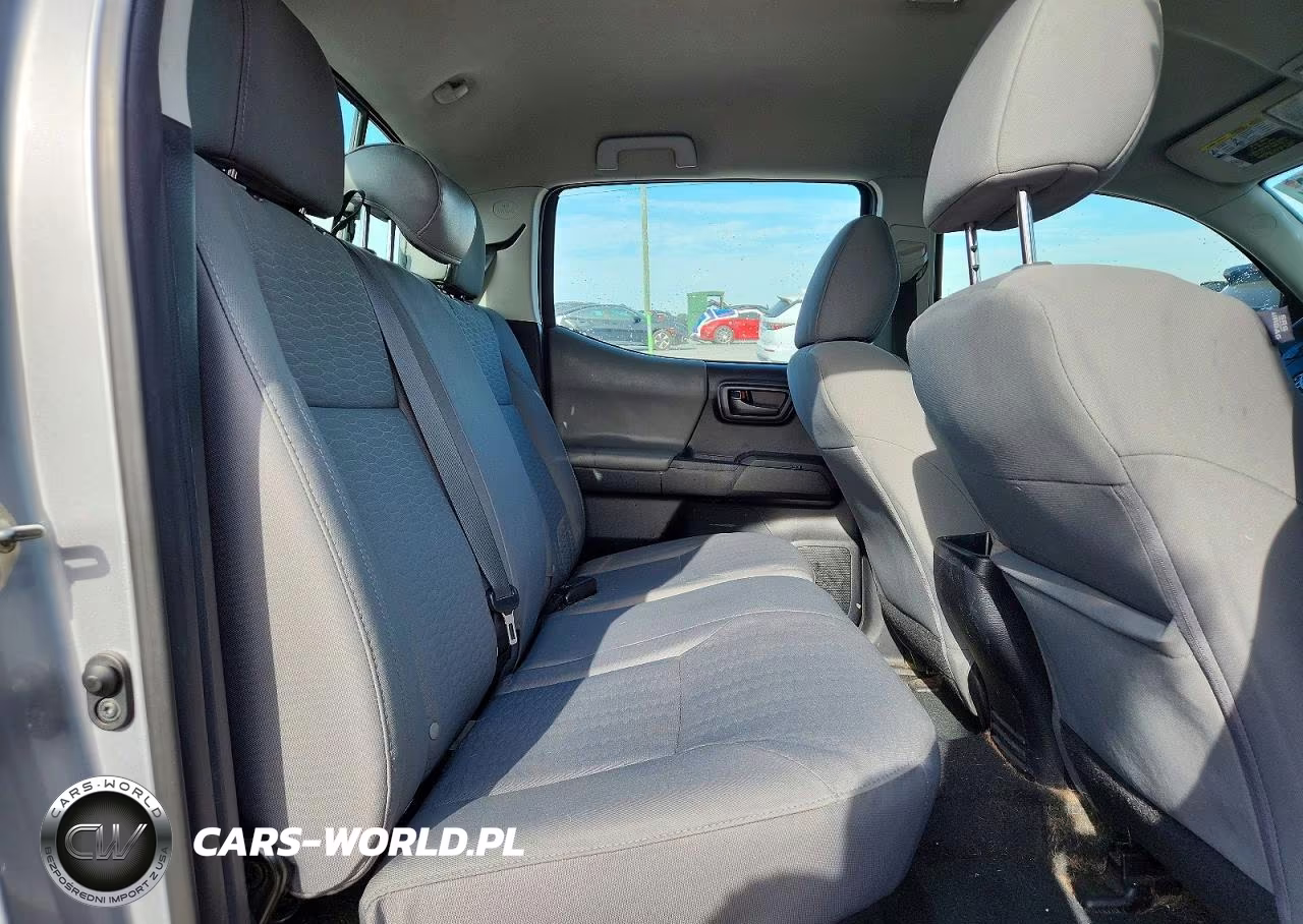 2018 Toyota Tacoma Sr V6 VIN:5TFCZ5AN6JX131758 - 10