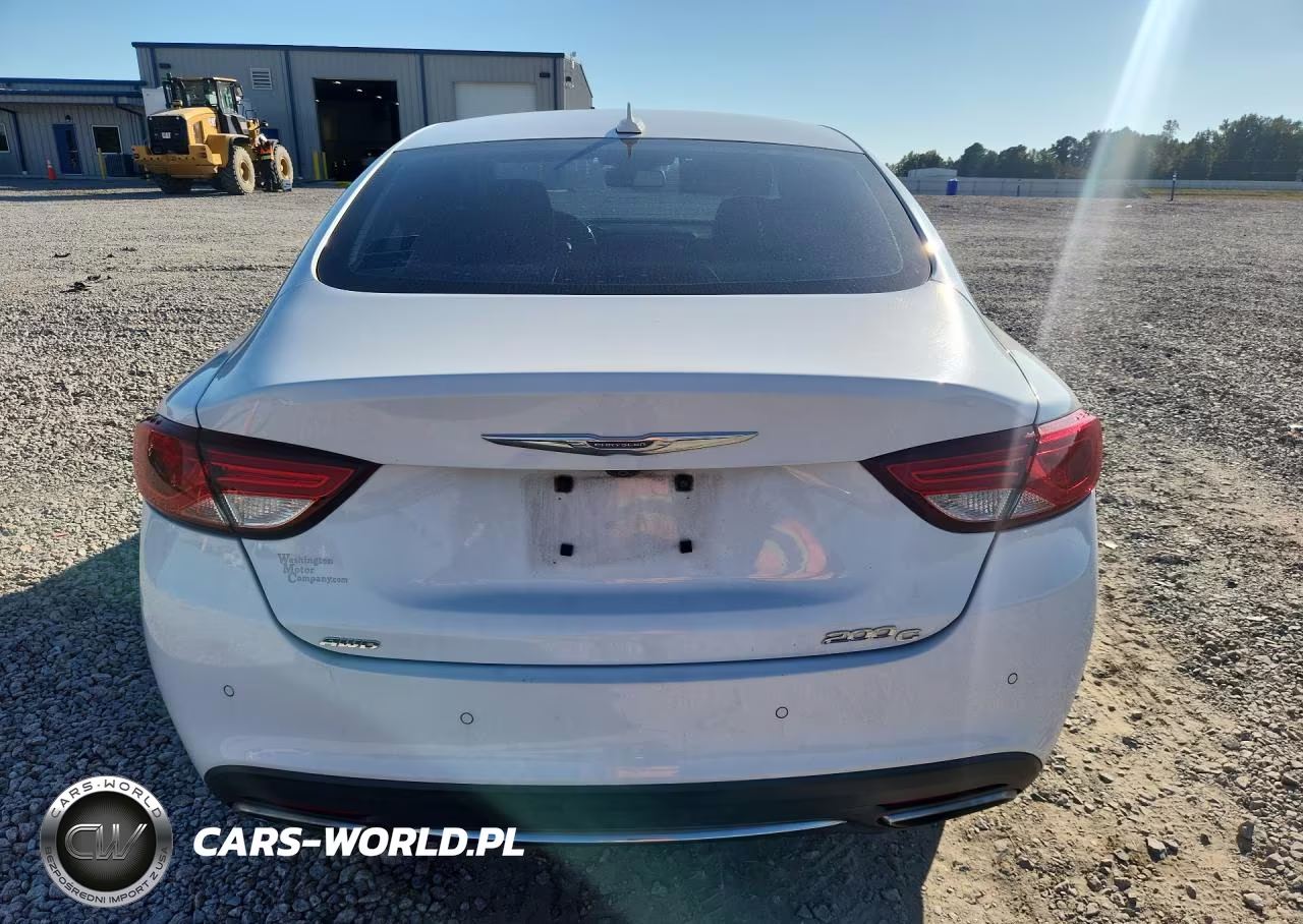 2015 Chrysler 200 C VIN:1C3CCCEG2FN589547 - 6