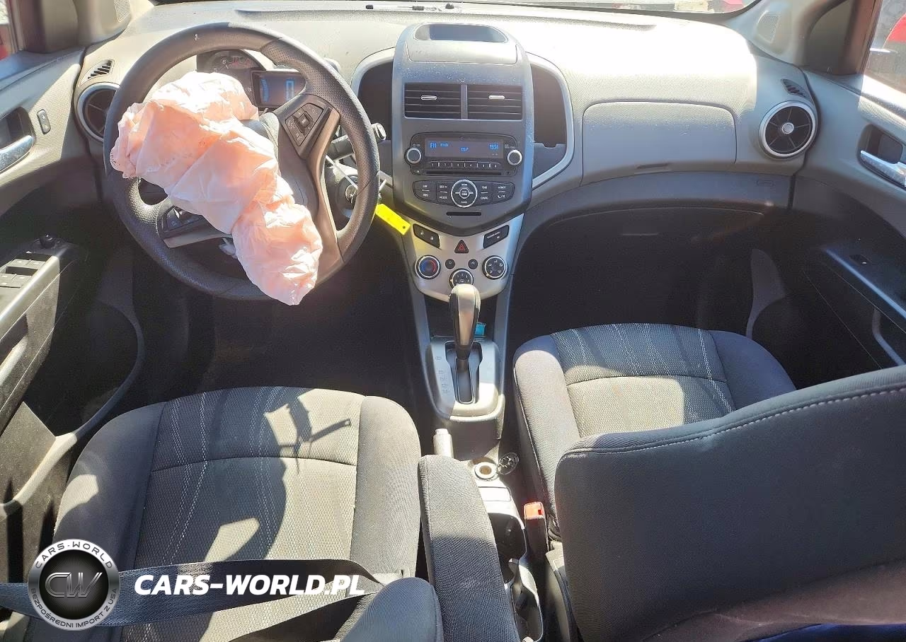 2015 Chevrolet Sonic Lt VIN:1G1JC6SG0F4211685 - 8