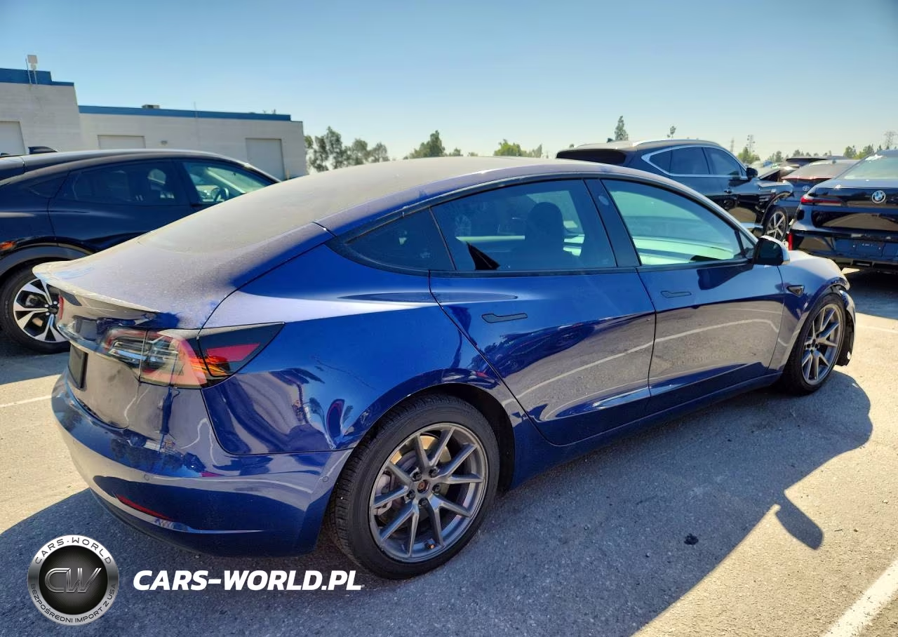 2022 Tesla Model 3 VIN:5YJ3E1EA5NF306481 - 3