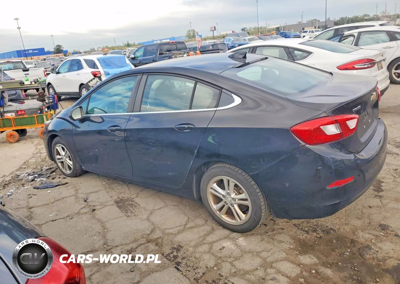 2018 Chevrolet Cruze Lt VIN:1G1BE5SM4J7215549 - 2