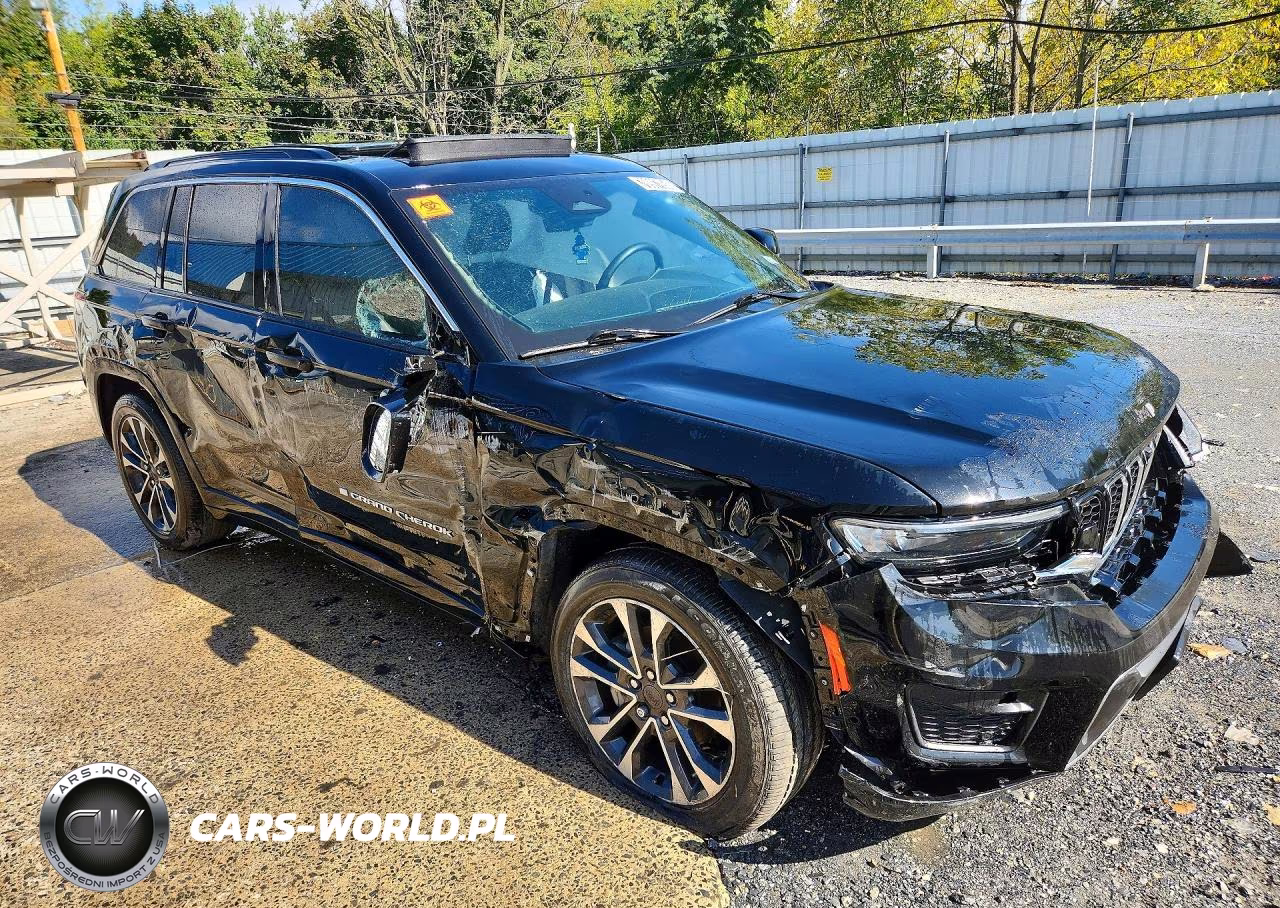 2024 Jeep Grand Cherokee Overland VIN:1C4RJHDG1RC168123 - 4
