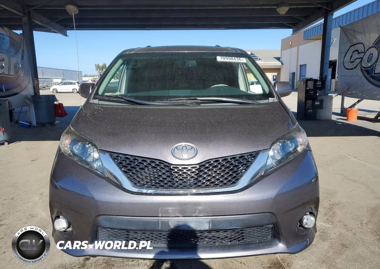 2013 Toyota Sienna Sport VIN:5TDXK3DC3DS399634 - 5
