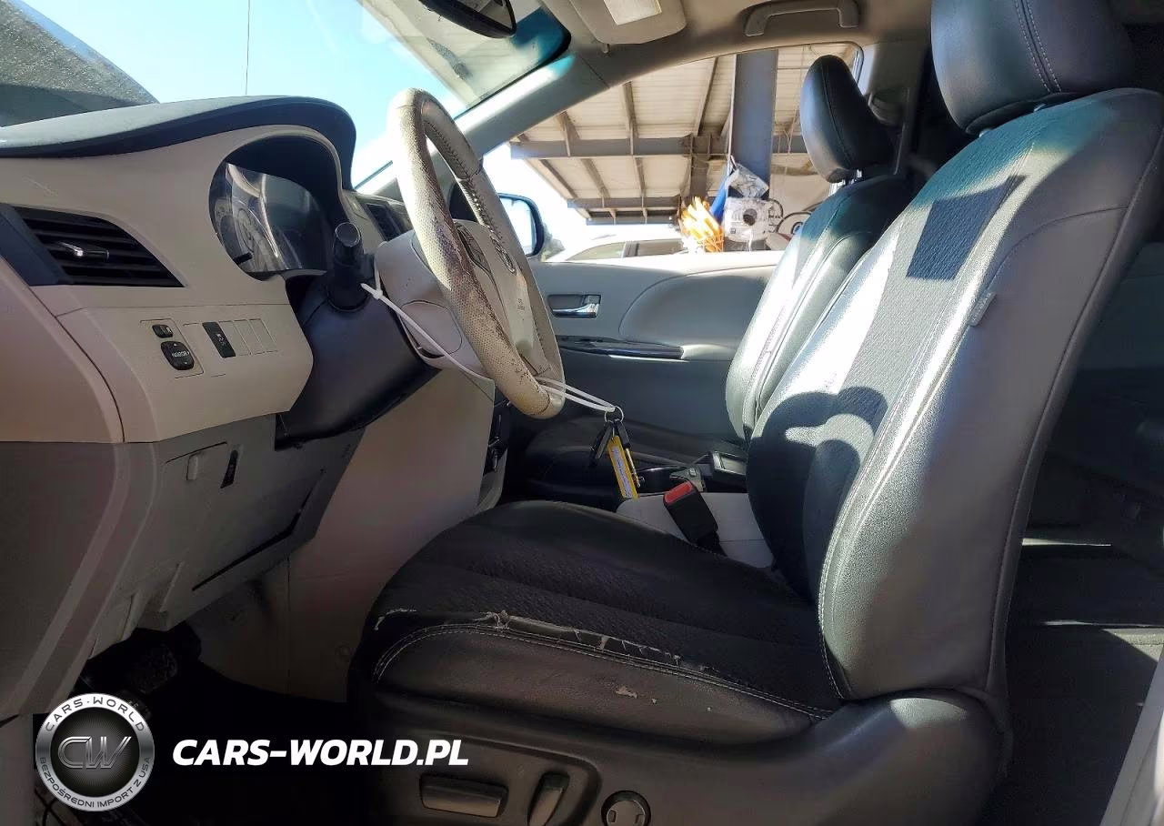 2013 Toyota Sienna Sport VIN:5TDXK3DC3DS399634 - 7