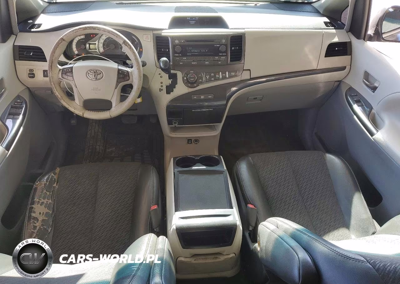 2013 Toyota Sienna Sport VIN:5TDXK3DC3DS399634 - 8