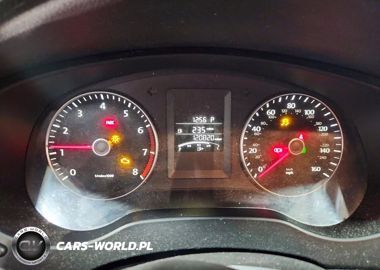 2014 Volkswagen Jetta VIN:3VWD17AJ9EM243984 - 9