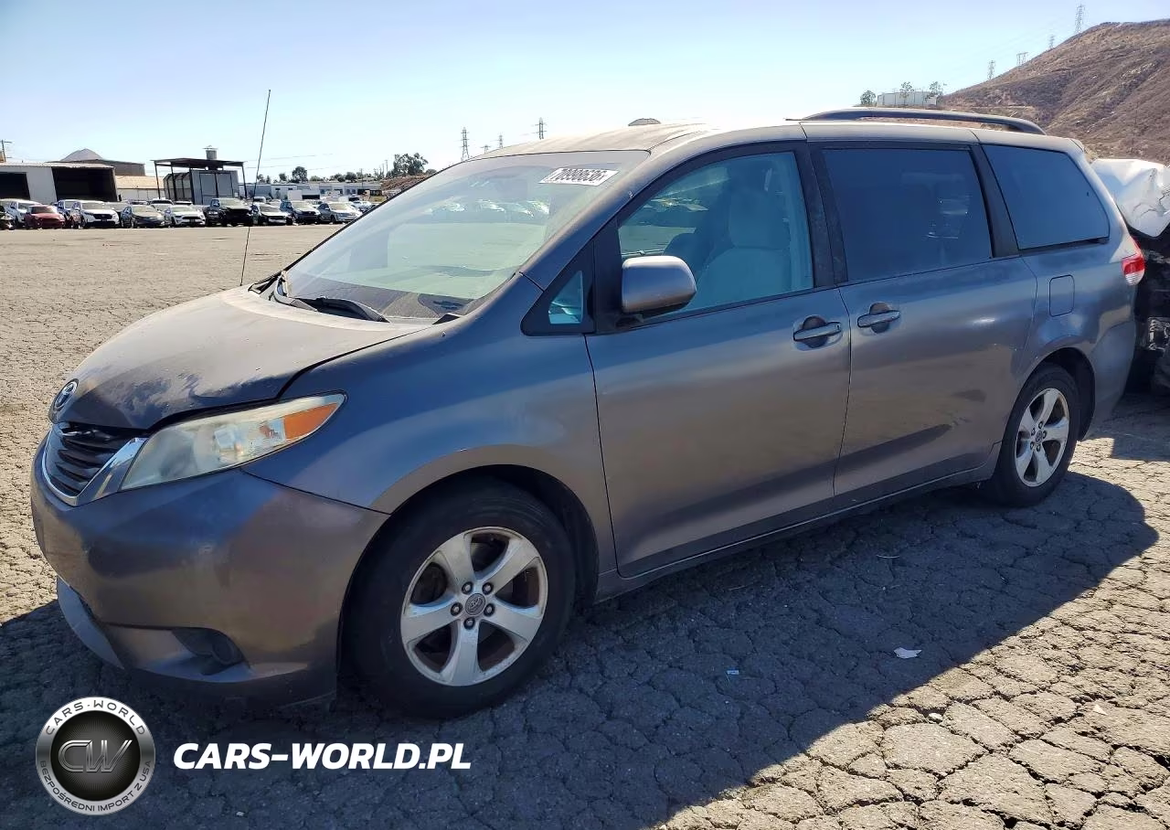 2012 Toyota Sienna Le VIN:5TDKK3DC4CS193912 - 1