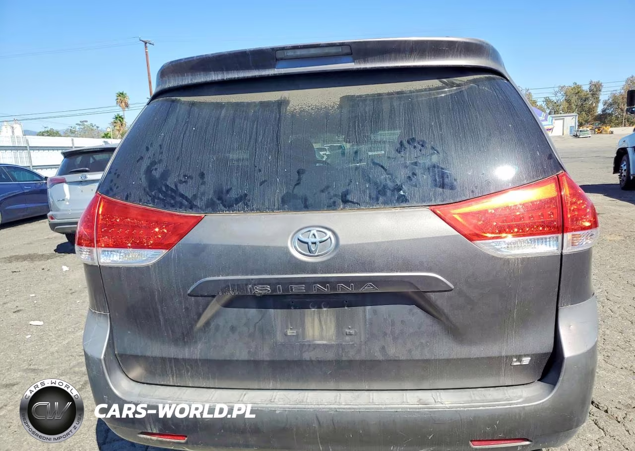 2012 Toyota Sienna Le VIN:5TDKK3DC4CS193912 - 6