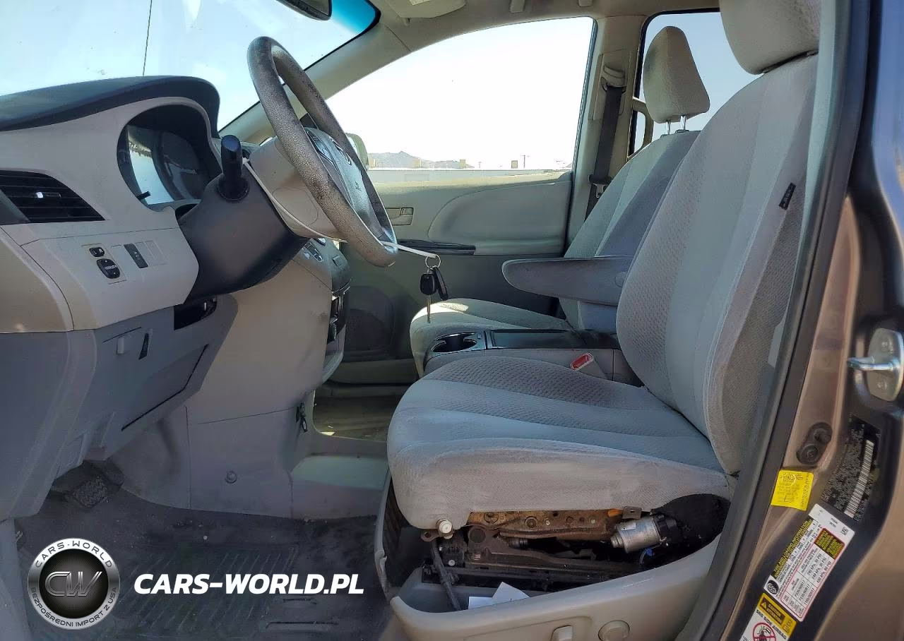 2012 Toyota Sienna Le VIN:5TDKK3DC4CS193912 - 7