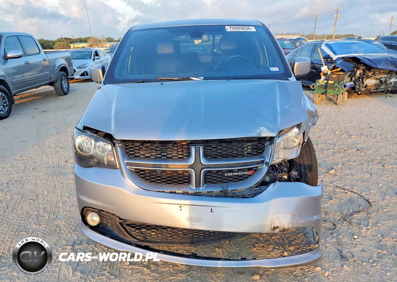 2019 Dodge Grand Caravan Gt VIN:2C4RDGEG3KR689051 - 5