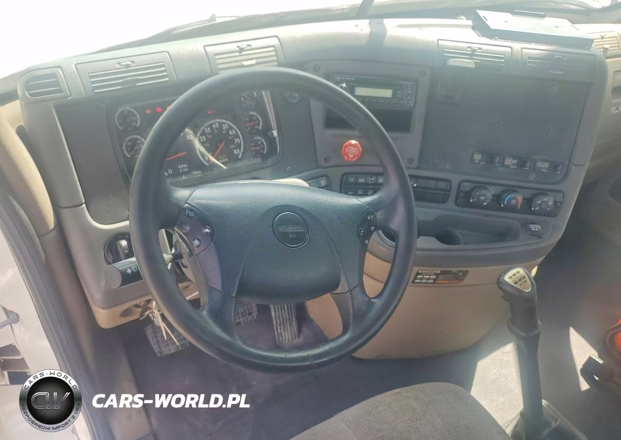 2014 Freightliner Cascadia Semi Truck VIN:1FUJGBDV0ELFY0837 - 8