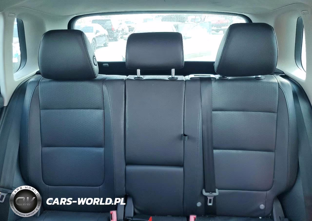2014 Volkswagen Tiguan S VIN:WVGBV3AX3EW516439 - 10