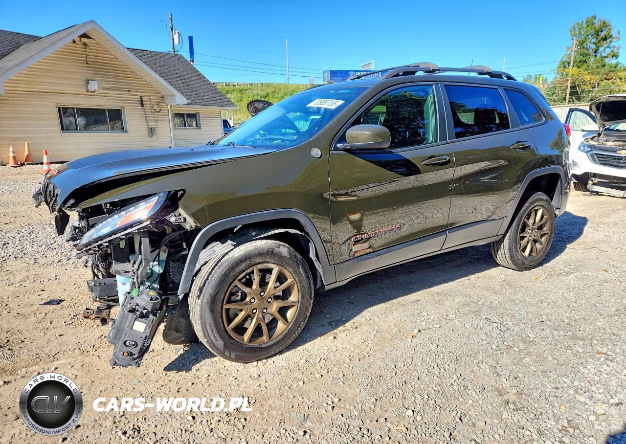 2017 Jeep Cherokee Latitude VIN:1C4PJMCB9HW529763 - 1