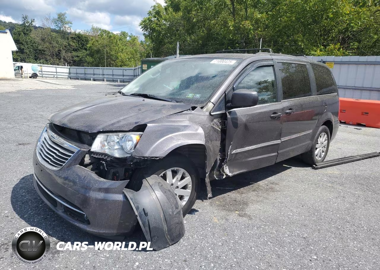 2016 Chrysler Town & Country Touring – zdjęcie 1 z 13