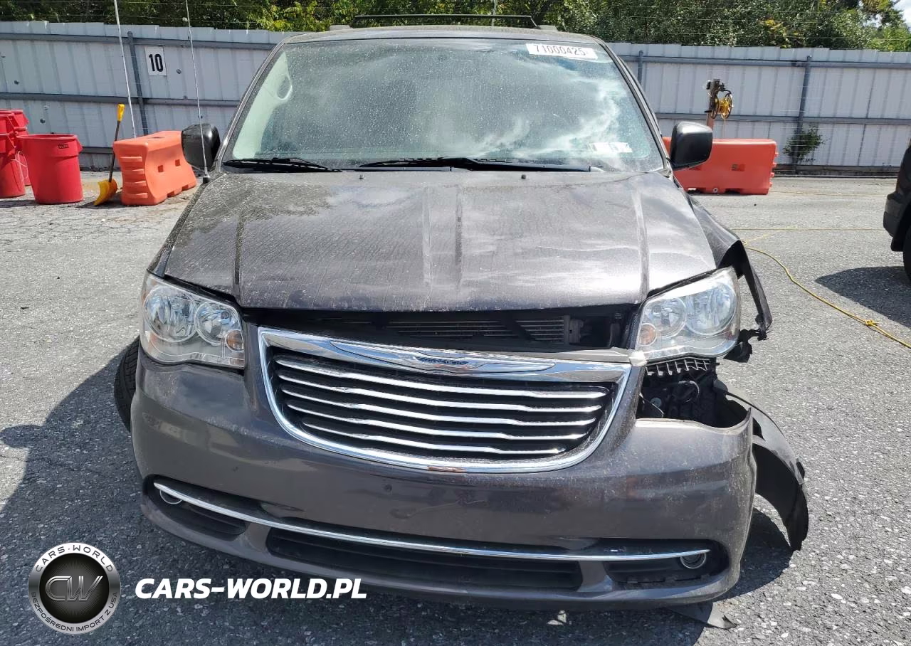2016 Chrysler Town & Country Touring VIN:2C4RC1BG0GR112151 - 5
