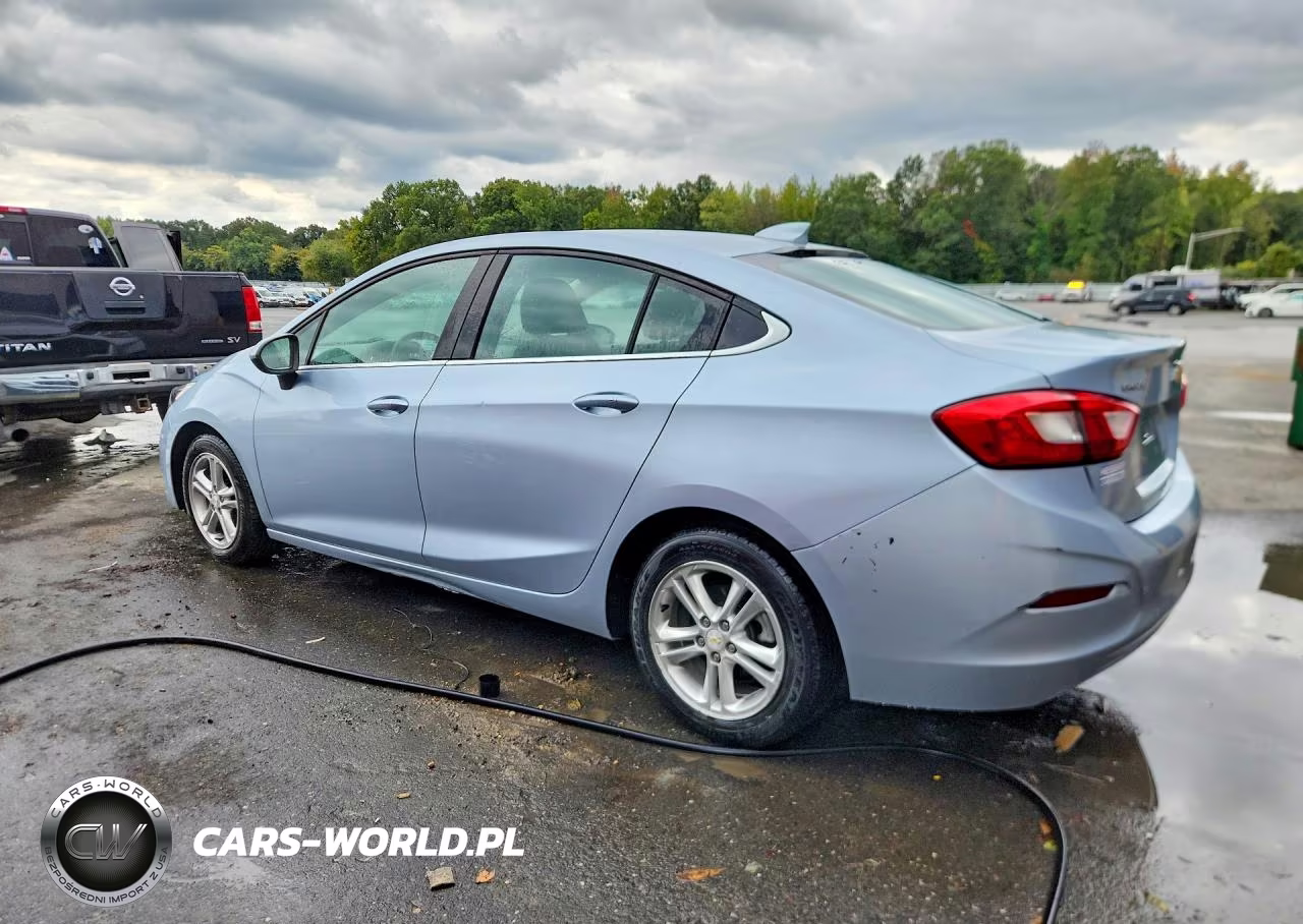 2018 Chevrolet Cruze Lt VIN:1G1BE5SM0J7132376 - 2