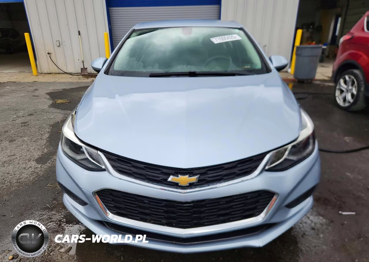 2018 Chevrolet Cruze Lt VIN:1G1BE5SM0J7132376 - 5
