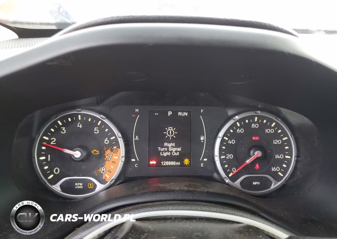 2016 Jeep Renegade Sport VIN:ZACCJBAT9GPD39441 - 9