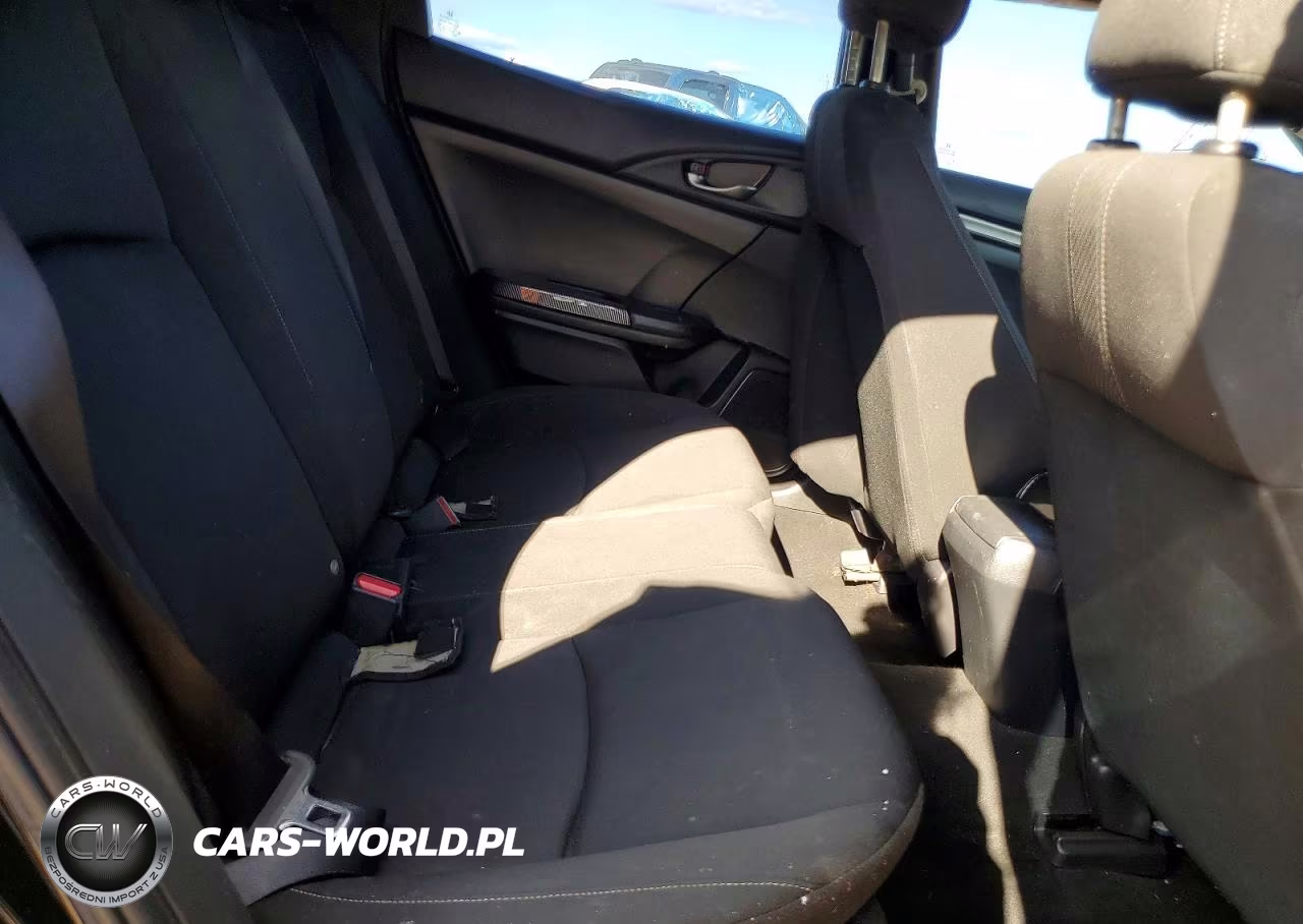 2018 Honda Civic Sport VIN:SHHFK7H40JU229400 - 10