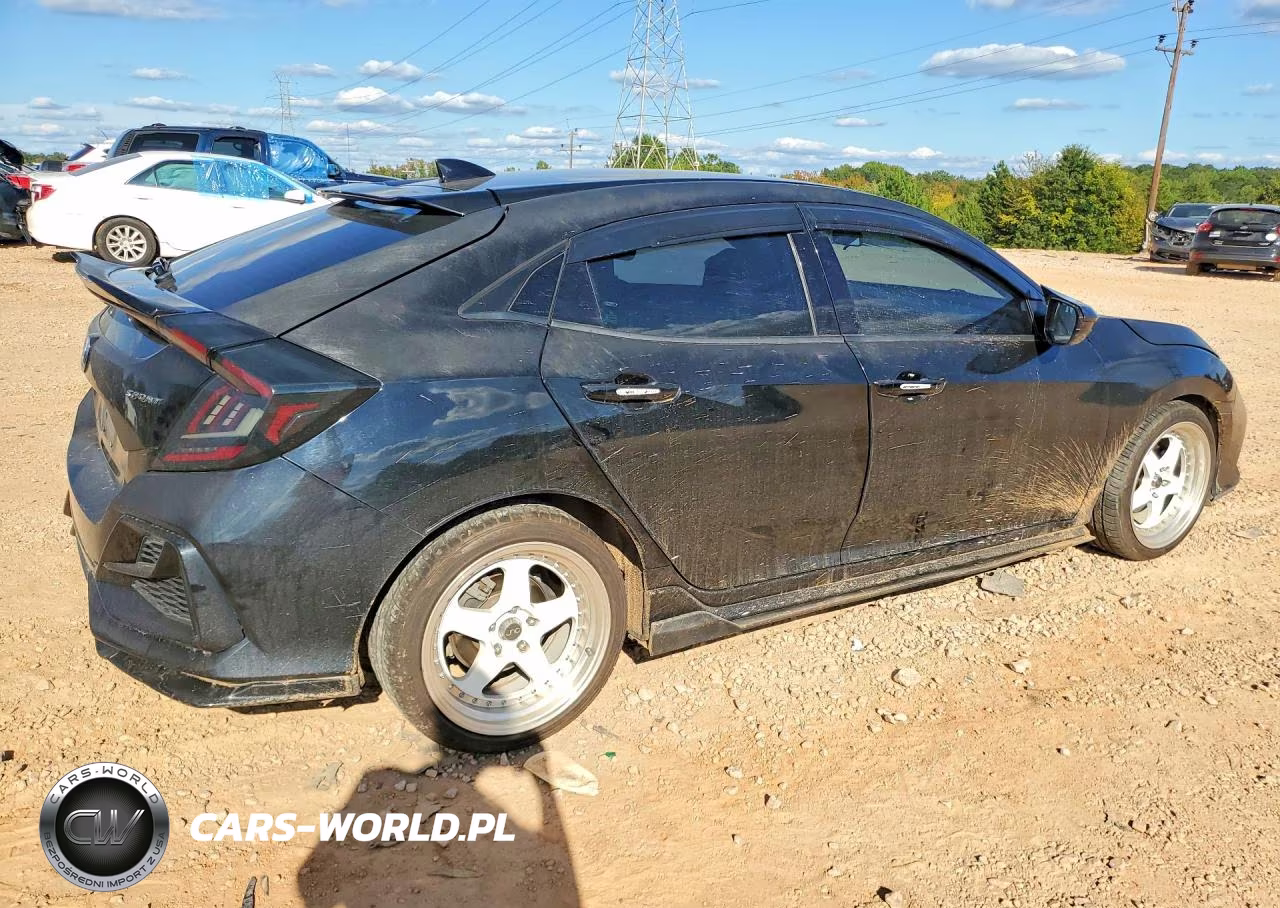 2018 Honda Civic Sport VIN:SHHFK7H40JU229400 - 3