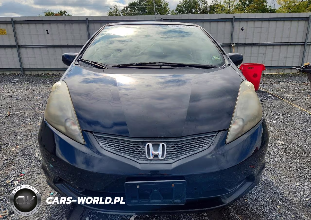2013 Honda Fit VIN:JHMGE8H31DC025568 - 5