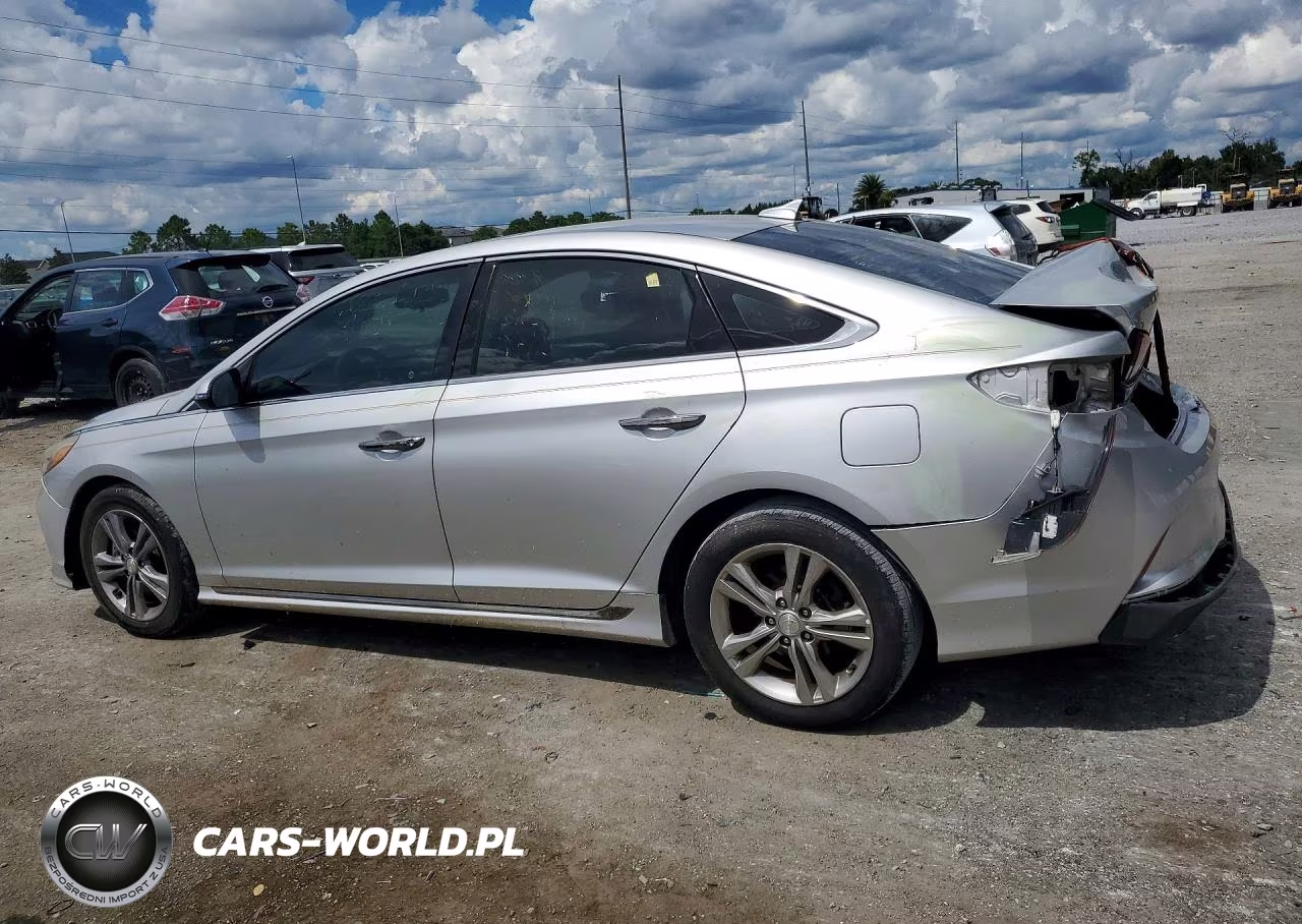 2018 HYUNDAI SONATA SPO SPORT VIN:5NPE34AF4JH643866 - 2