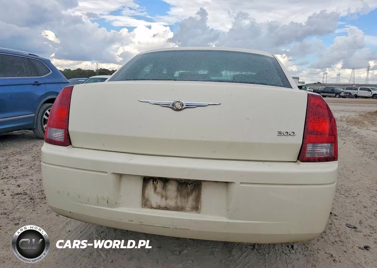 2007 Chrysler 300 VIN:2C3KA43RX7H649080 - 6
