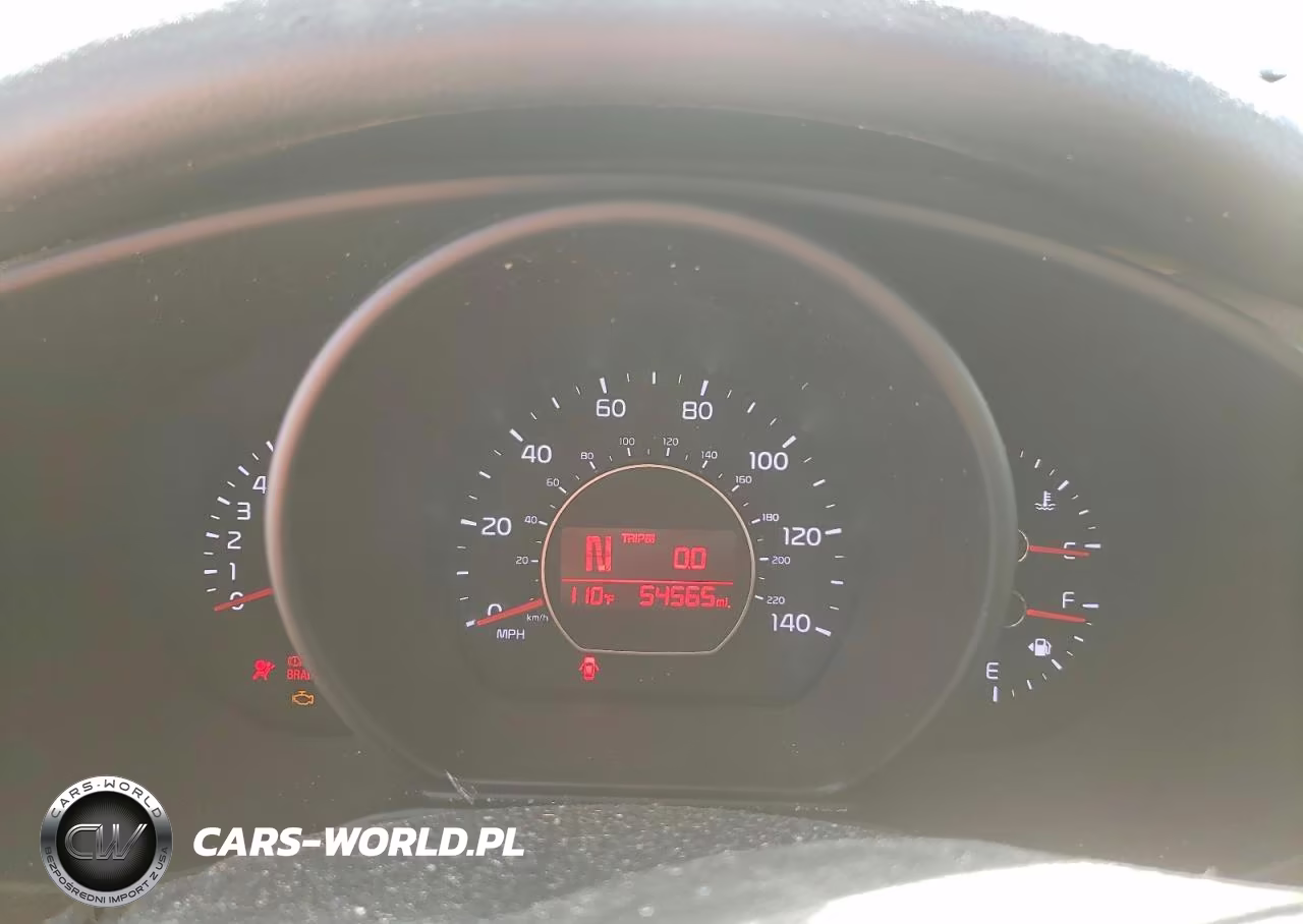 2018 Kia Soul + VIN:KNDJP3A52J7516297 - 9