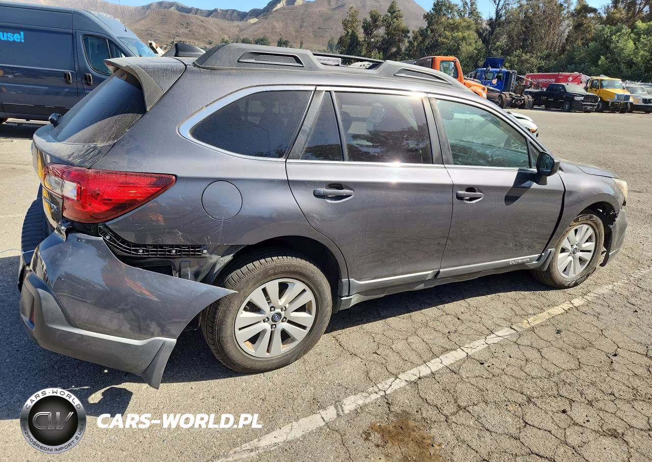 2018 Subaru Outback 2.5I Premium VIN:4S4BSADC8J3377264 - 3