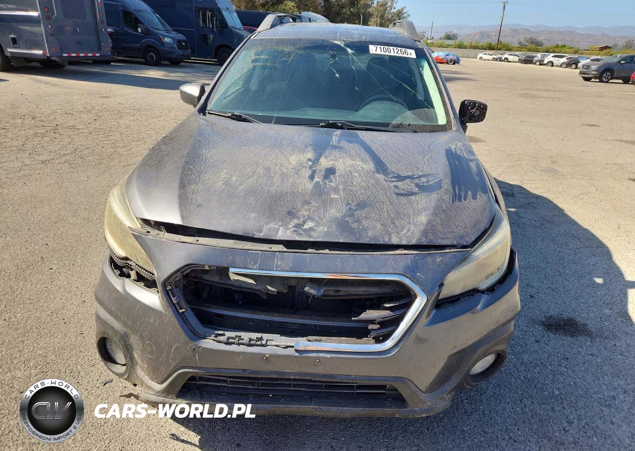 2018 Subaru Outback 2.5I Premium VIN:4S4BSADC8J3377264 - 5