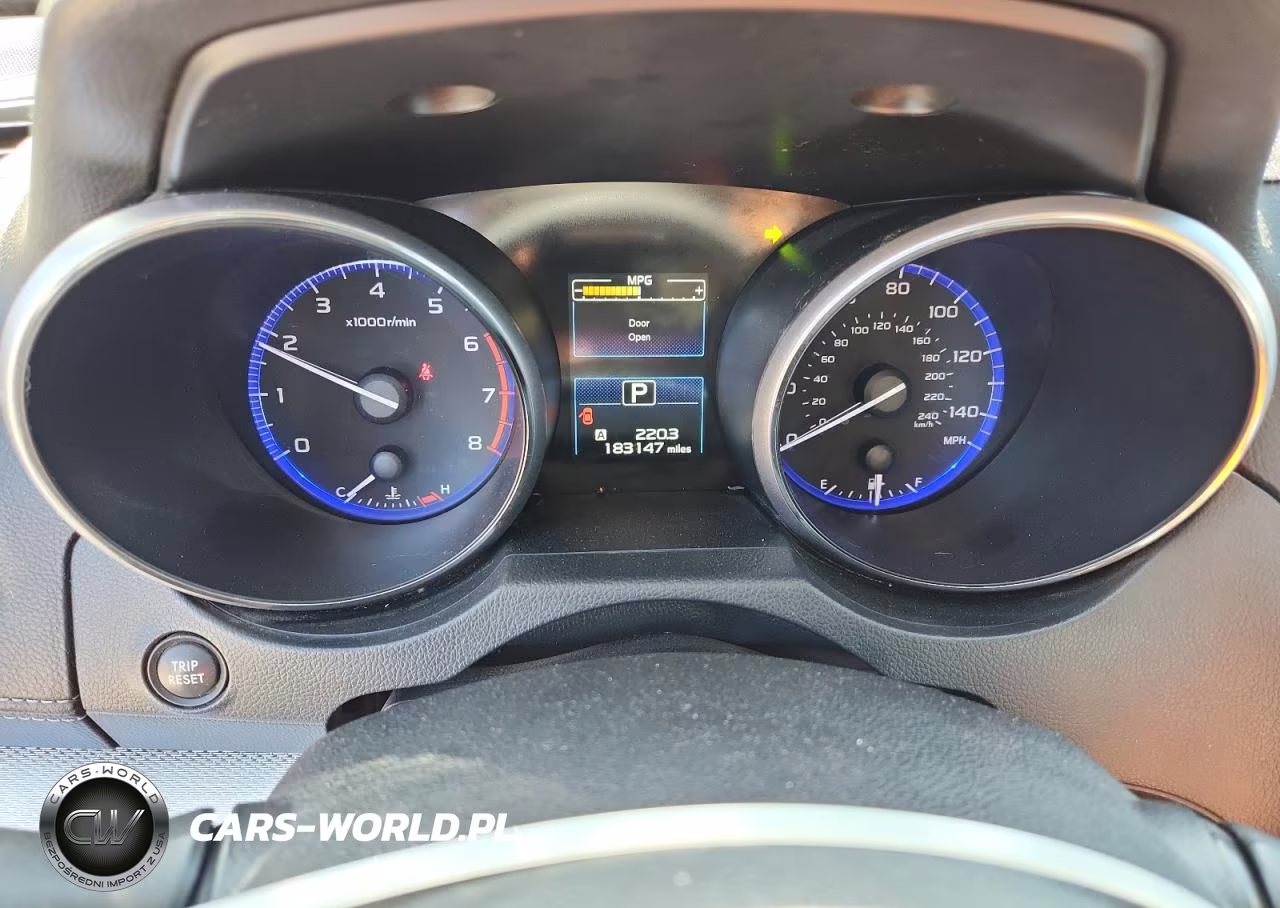 2018 Subaru Outback 2.5I Premium VIN:4S4BSADC8J3377264 - 9