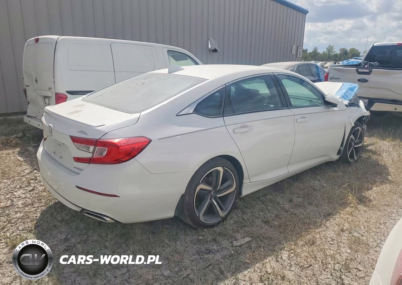 2018 Honda Accord Sport VIN:1HGCV1F35JA085520 - 3