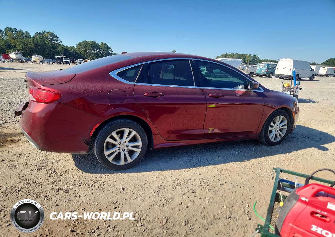 2015 Chrysler 200 Limited VIN:1C3CCCAGXFN731570 - 3