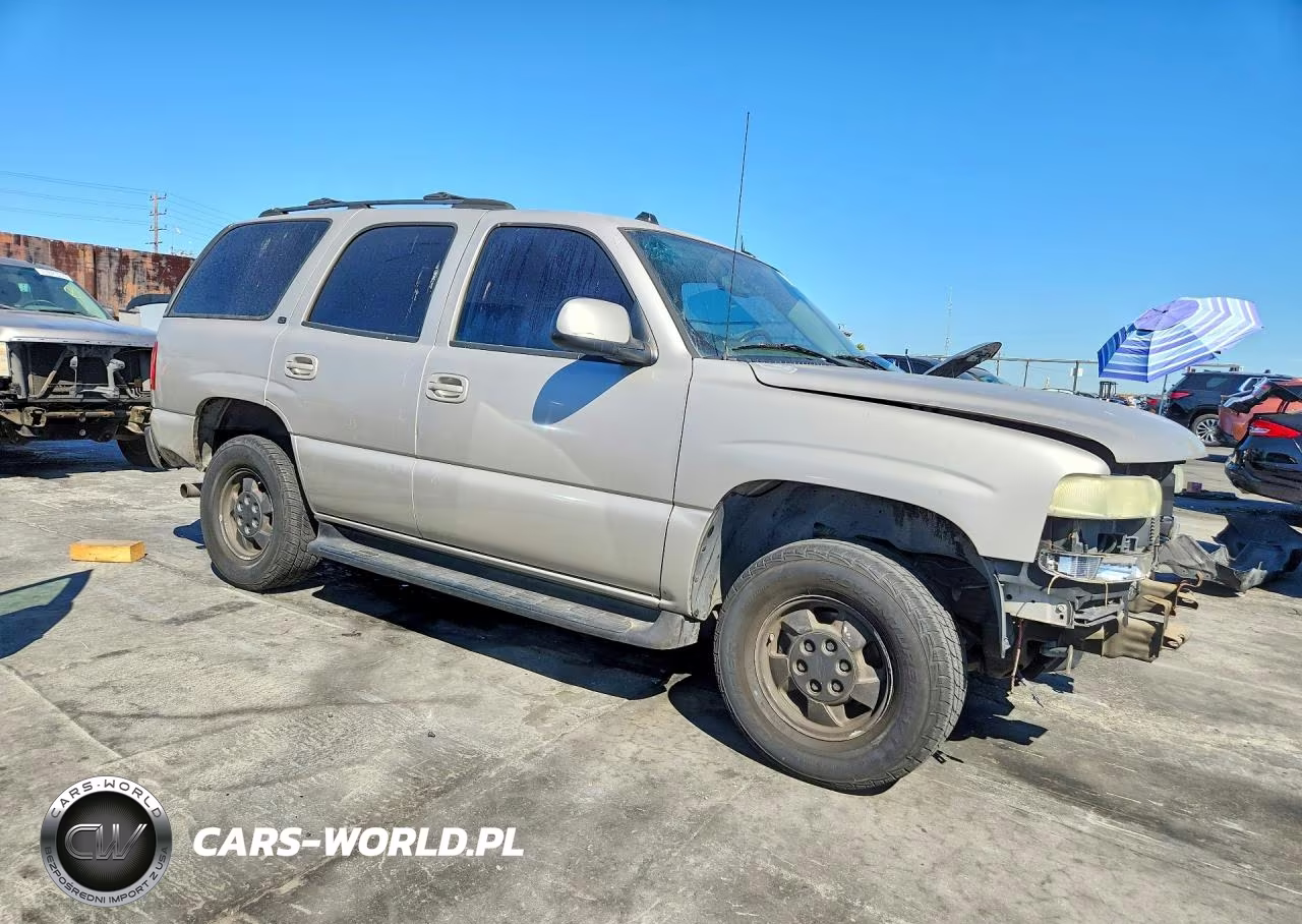 2004 Chevrolet Tahoe C1500 VIN:1GNEC13T74R273910 - 4